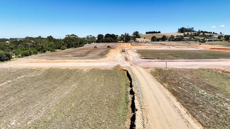 Click to view all images Lot 49/220 Longwarry Road Drouin VIC 3818 - Image 2