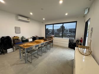 2/47 Gwen Road Cranbourne West VIC 3977 - Image 2