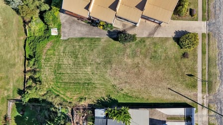 30 Perry Street Bundaberg North QLD 4670 - Image 2