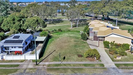 30 Perry Street Bundaberg North QLD 4670 - Image 3