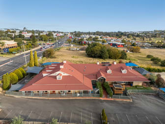 855 Ruthven Street Kearneys Spring QLD 4350 - Image 1