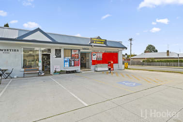 Click to view all images 45 Donald Road Karabar NSW 2620 - Image 2