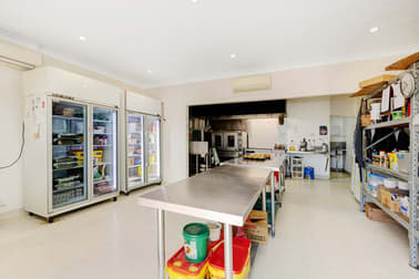 18 ALLEN STREET South Townsville QLD 4810 - Image 2