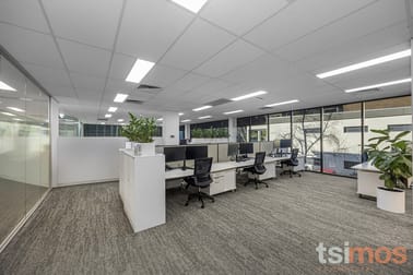 Click to view all images 4/20 Cato Street Hawthorn East VIC 3123 - Image 3