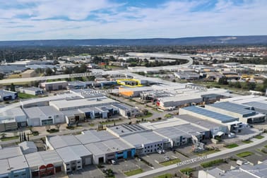 1 & 2/3 Tacoma Circuit Canning Vale WA 6155 - Image 2