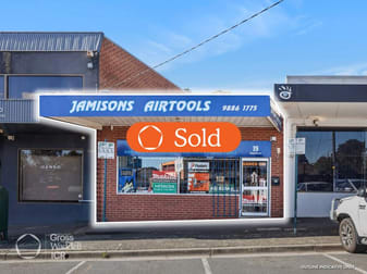 15 Royton Street Burwood East VIC 3151 - Image 1