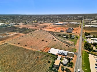 653-657 Benetook Avenue Mildura VIC 3500 - Image 2