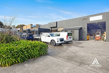 2/11 Macro Court Rowville VIC 3178 - Image 2