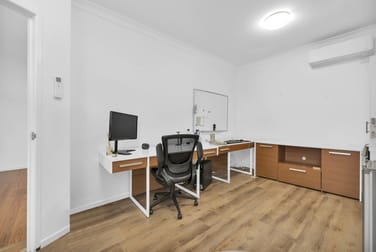 11/9 Ocean Street Maroochydore QLD 4558 - Image 3