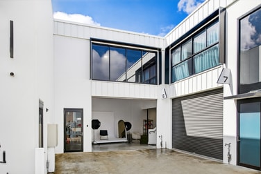 6/25 Alex Fisher Drive Burleigh Heads QLD 4220 - Image 2