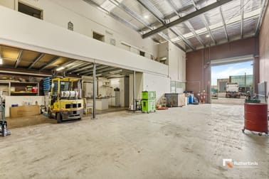 8 Lawn Court Craigieburn VIC 3064 - Image 2