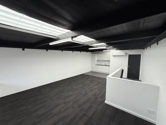 Click to view all images 21 Rosie Place Altona VIC 3018 - Image 3