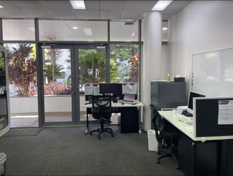 Click to view all images 1/6 Aplin Street Townsville City QLD 4810 - Image 3