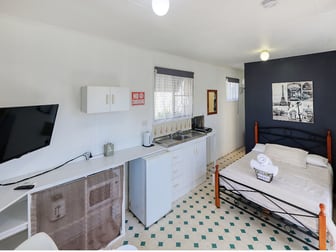 Click to view all images Mount Morgan QLD 4714 - Image 3