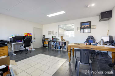2/42 Panton Road Greenfields WA 6210 - Image 3