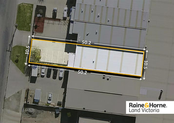 1/32 Burgess Street Brooklyn VIC 3012 - Image 1