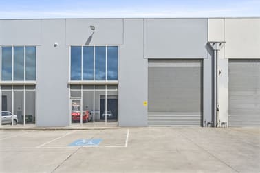 11/8-10 Vanessa Drive Ravenhall VIC 3023 - Image 1