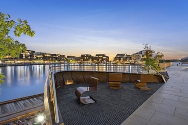 Click to view all images A-grade waterfront office/6 Trevillian Quay Kingston ACT 2604 - Image 2