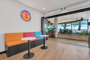 Click to view all images 9/10 Leeding Terrace Caloundra QLD 4551 - Image 1