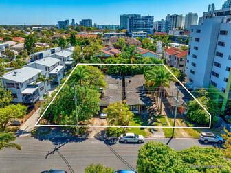 11-17 Hunter Avenue Labrador QLD 4215 - Image 2