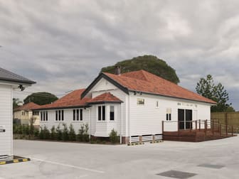 1018 Logan Road Holland Park West QLD 4121 - Image 2