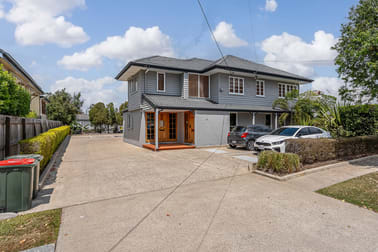 2/187 Long Street East Graceville QLD 4075 - Image 1