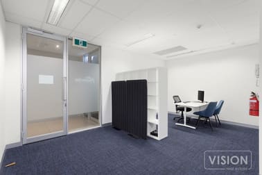 Click to view all images 23/574 Plummer Street Port Melbourne VIC 3207 - Image 2