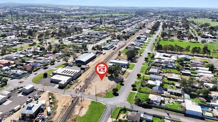 100 Dalmahoy Street Bairnsdale VIC 3875 - Image 1
