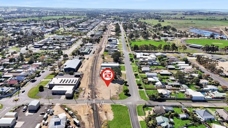 100 Dalmahoy Street Bairnsdale VIC 3875 - Image 2