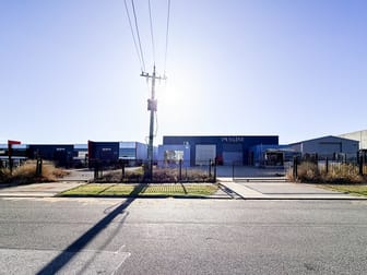 32 Brett Drive Carrum Downs VIC 3201 - Image 2