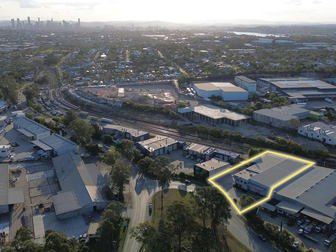 Click to view all images 12 Goodman Pl Murarrie QLD 4172 - Image 2