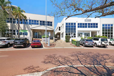 Click to view all images 18 & 20 Kearns Crescent Ardross WA 6153 - Image 3