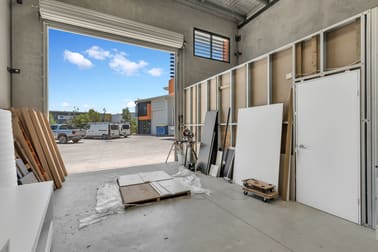 Click to view all images 2/26 Access Crescent Coolum Beach QLD 4573 - Image 3