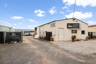 Click to view all images 98 Dunsmore Road Cowes VIC 3922 - Image 2