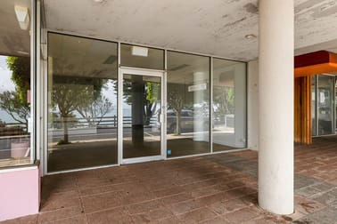 Click to view all images 2/17 The Esplanade Cowes VIC 3922 - Image 2