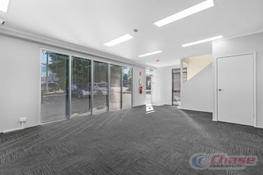 2/60 Caswell Street East Brisbane QLD 4169 - Image 3