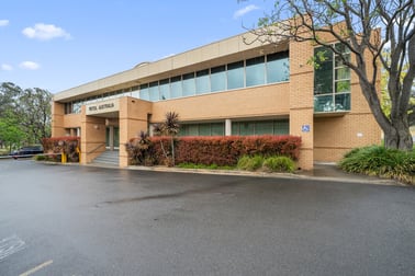 8/2 Phipps Close Deakin ACT 2600 - Image 1