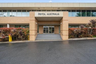 8/2 Phipps Close Deakin ACT 2600 - Image 3