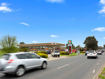 Click to view all images 339 Dorset Road Croydon VIC 3136 - Image 1