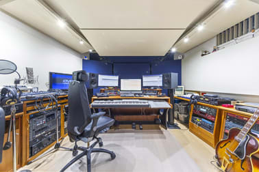 Click to view all images Suite 2/338-340 Darling Street Balmain NSW 2041 - Image 2