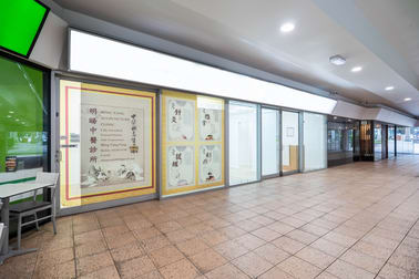 Click to view all images 8/9 Beach Road Surfers Paradise QLD 4217 - Image 2