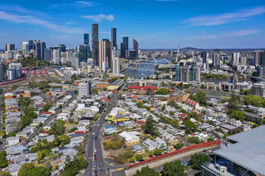 Click to view all images 69 Hale Street Petrie Terrace QLD 4000 - Image 3