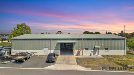 Click to view all images 549 Otway Street Canadian VIC 3350 - Image 2