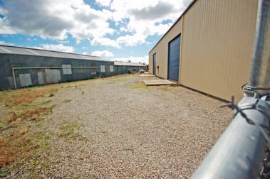 5 Chisholm Court Wodonga VIC 3690 - Image 2