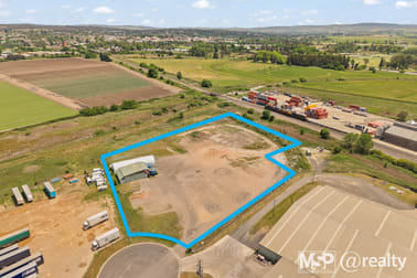 Click to view all images 15 Cardiff Place Kelso NSW 2795 - Image 2