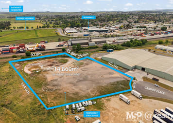 Click to view all images 15 Cardiff Place Kelso NSW 2795 - Image 3