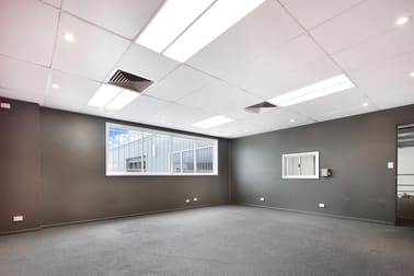 Click to view all images 4/45 Boyland Avenue Coopers Plains QLD 4108 - Image 3