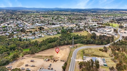 Click to view all images 41 Giles Street Bairnsdale VIC 3875 - Image 3