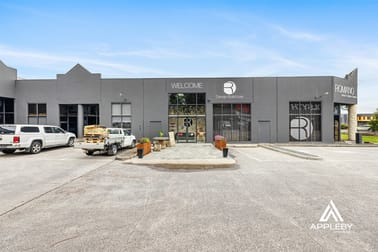 Click to view all images 4/126 Canterbury Road Kilsyth South VIC 3137 - Image 2