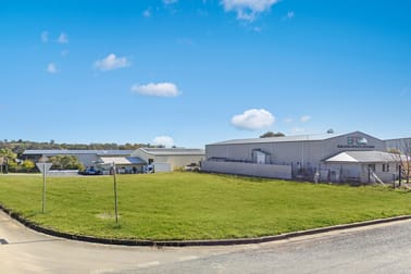 Click to view all images 11 Templemore St. Young NSW 2594 - Image 1